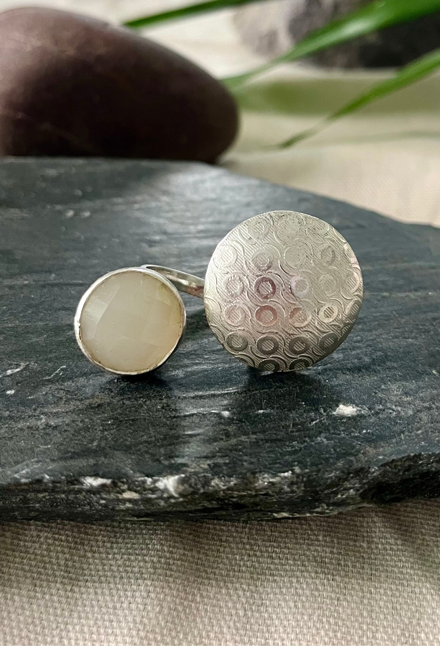 Earth & Moon Ring